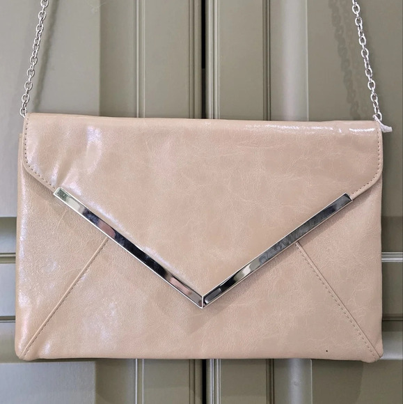 INC international concepts envelope chain purse - Picture 3 of 7